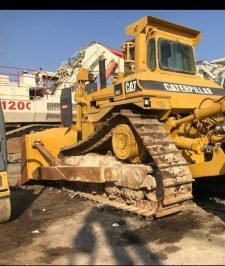 صورة اعلان : بلدوزر دركتر D9 للايجار