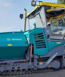 صورة اعلان : للبيع فرادة اسفلت VOGELE حجم 1800 موديل 2023