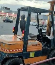 صورة اعلان : للبيع رافعه شوكيه تايوتا ديزل 3طن