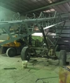 صورة اعلان : غربال كسارة وسير متحرك