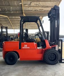 صورة اعلان : رافعة شوكية نيسان