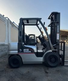 صورة اعلان : رافعة شوكية نيسان