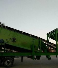 صورة اعلان : كسارة غربال رمل وبحص موبايلى متحرك