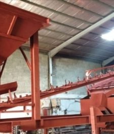 صورة اعلان : كسارة متحرك وغربال متحرك