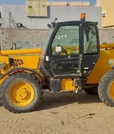 صورة اعلان : رافعه شوكيه بوم لودر للإيجار