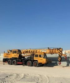 صورة اعلان : كرينات ورافعات شوكيه للإيجار اليومي