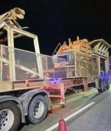 صورة اعلان : كسارة موبايلي بريمه 13 15 للبيع