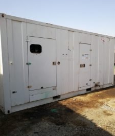 صورة اعلان : مولدات كهرباء بيع وإيجار كبيرة
