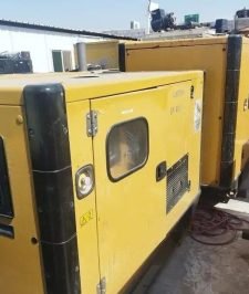 صورة اعلان : مولدات كهرباء