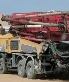 صورة اعلان : معدات خرسانه مضخات وخلاطات