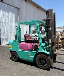 صورة اعلان : رافعة شوكية ديزل