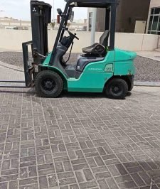 صورة اعلان : رافعه شوكيه للأيجار يومي وشهري