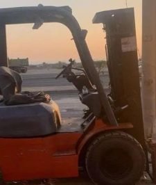 صورة اعلان : رافعة شوكية (فوركلفت)