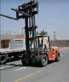 صورة اعلان : رافعات رافعه شوكيه للإيجار جميع المناطق