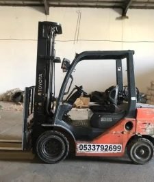 صورة اعلان : رافعة شوكية للإيجار