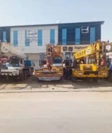 صورة اعلان : ايجار كرينات بمجيع الاطنان رافعات شوكيه فوركلفت يومي وشهري