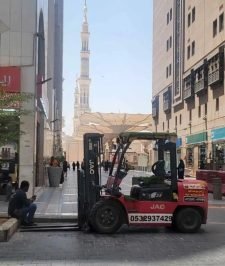 صورة اعلان : رافعات شوكيه للايجار فوركلفت جميع الاحجام يومي شهري