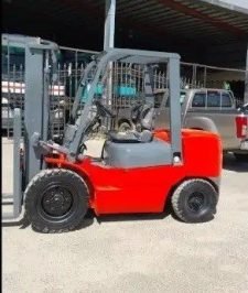 صورة اعلان : فركلفت رافعه شوكيه سكينه للايجار في جميع مناطق جازان جيزان