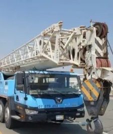 صورة اعلان : متوفر ايجار كرينات و معدات ثقيلة ايجار يومي اسبوعي شهري