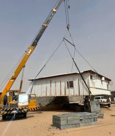 صورة اعلان : رافعات وا كرينات
