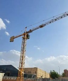 صورة اعلان : فني تاور كرين