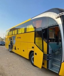 صورة اعلان : لدينا باصات للأيجار مع السائق