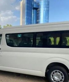 صورة اعلان : باصات ركاب تويوتا هايس تأجير شركات 2023