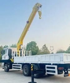 صورة اعلان : كرين 10 طن و 12 طن مواصفات ارامكو علي شاحنه فاو مثل xcmg