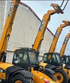 صورة اعلان : رافعة تلسكوبية تلي هندر 17متر فركلفت