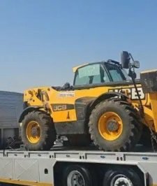 صورة اعلان : تلي هندرللايجار مديل 2016