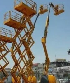 صورة اعلان : اجار سيزر لفت كرين سله رافعه عمال فوركلفت