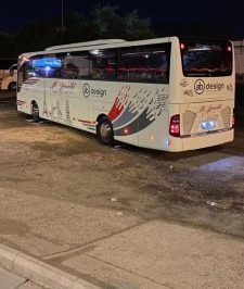 صورة اعلان : باص للايجار