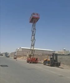 صورة اعلان : فوركلفت. ميني بوكلين. سطحات. سيزر لفت ومان لفت. للإيجار