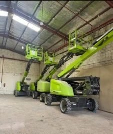 صورة اعلان : فوركلفت رافعه شوكيه كرينات للأيجار