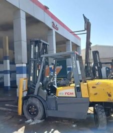 صورة اعلان : رافعه شوكيه فوركلفت سكينه كرينات للايجار الشهري واليومي