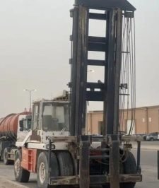 صورة اعلان : رافعة شوكية ( فولفو)