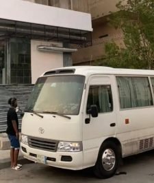 صورة اعلان : باص وكوسترات للإيجار