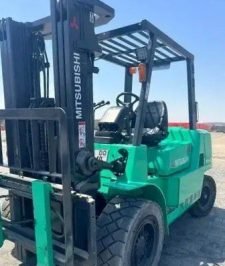 صورة اعلان : رافعات شوكية للايجار