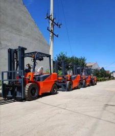 صورة اعلان : رافعات فور كلفت كونتينر رافعات شوكية باور سبورت