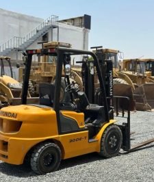 صورة اعلان : رافعة شوكية 3 طن كونتينر هونداي موديل 2022