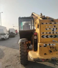 صورة اعلان : للبيع رافعه شوكيه بوم 17متر