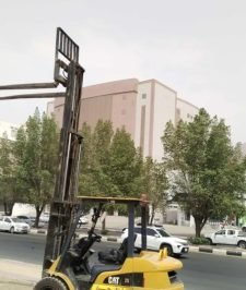 صورة اعلان : للايجار شهري يومي فوركلفت كتر بلر حركه كونتير 2013