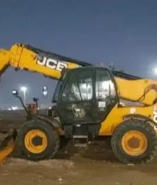 صورة اعلان : لايجار رافعة شوكية تلسكوب لتوصيل