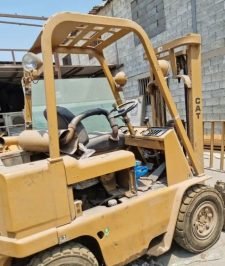 صورة اعلان : تشليح رافعة شوكية كهربائية وديزل