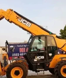 صورة اعلان : رافعه تلسكوبيه لليجار