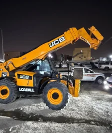 صورة اعلان : رافعة شوكية سيزرلفت مانلفت جيسبي تليهندر تليسكوبية ايجار شهري يومي