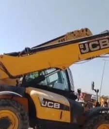 صورة اعلان : رافعه تلس وب ه لل جار متواجد تبو