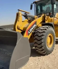صورة اعلان : شيويل بوكلين رافعات شوكيه باصات مولدات