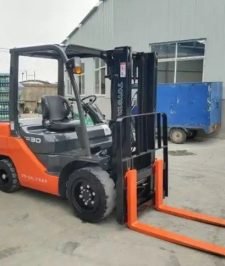 صورة اعلان : رافعات شوكيه للإيجار ونش دينه للإيجار