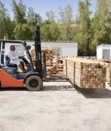 صورة اعلان : رافعه شوكيه لتحميل وتنزيل التريلات والايجار الشهري